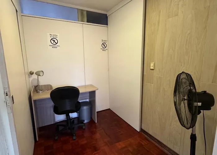 Amplia E Indep C/ Jacuzzi, Centrica. Campsite *